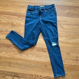 Levi Strauss 311 Shaping Skinny Jeans 30” waist